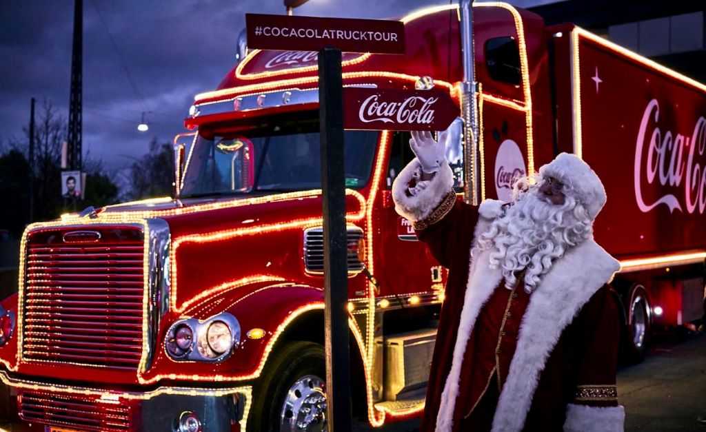 Hold øje med den ikoniske Coca cola julelastbil - når den triller ind i Hobro. Foto: Coca -cola.dk